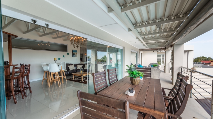 5 Bedroom Property for Sale in Plattekloof 2 Western Cape